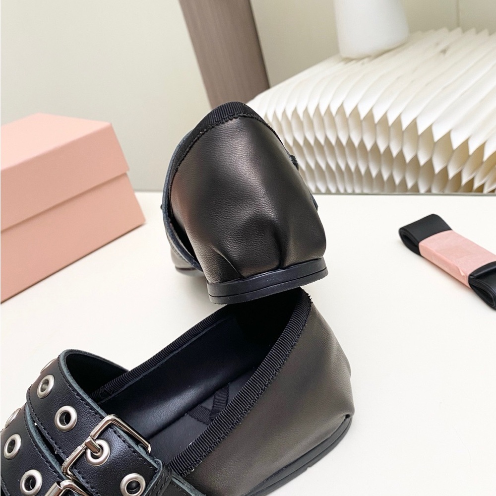 Miu Miu Women's Leather Ballet Flats🍏🍏🍏 - Picture 6 of 8